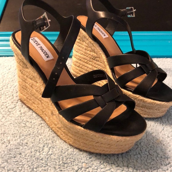Steve Madden Shoes - Steve Madden wedges